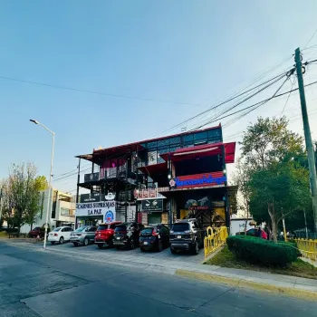 Local En Venta,Insurgentes,Avenida Manuel Román Alatorre 4012, Guadalajara, Jalisco 44820,1 Baño,Avenida Manuel Román Alatorre,1,p8QW8oV