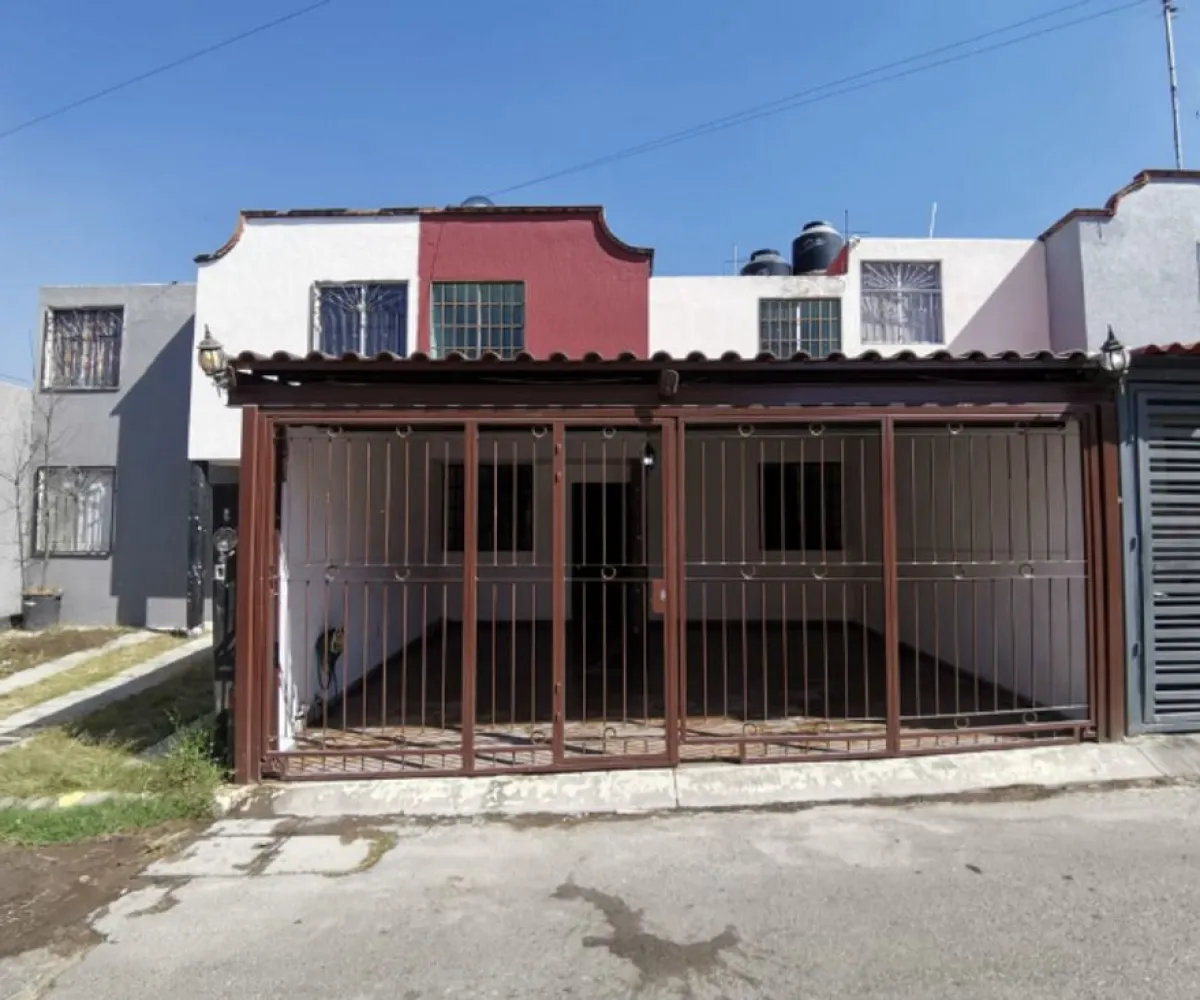 Casa En Venta,Colonia San Gonzalo,Privada San Roberto 10, Zapopan, Jalisco 45134, 3 Habitaciones,2 Baños,Privada San Roberto,1,pw00AIc