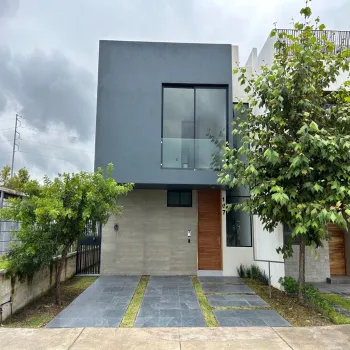 Casa En Venta,Bosques Vallarta,Paseo del Norte Abeto 107, Zapopan, Jalisco 45134, 3 Habitaciones,5 Baños,Paseo del Norte,3,pFh01uF