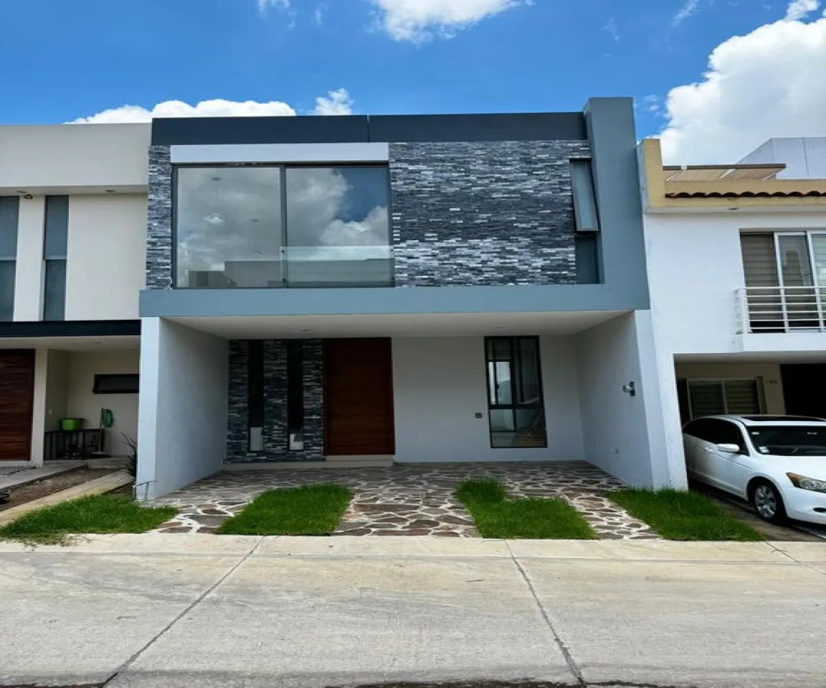 Casa En Venta,Madeiras Residencial,Avenida Madeiras 195, Zapopan, Jalisco 45134, 3 Habitaciones,2 Baños,Avenida Madeiras,3,pYZRbWu