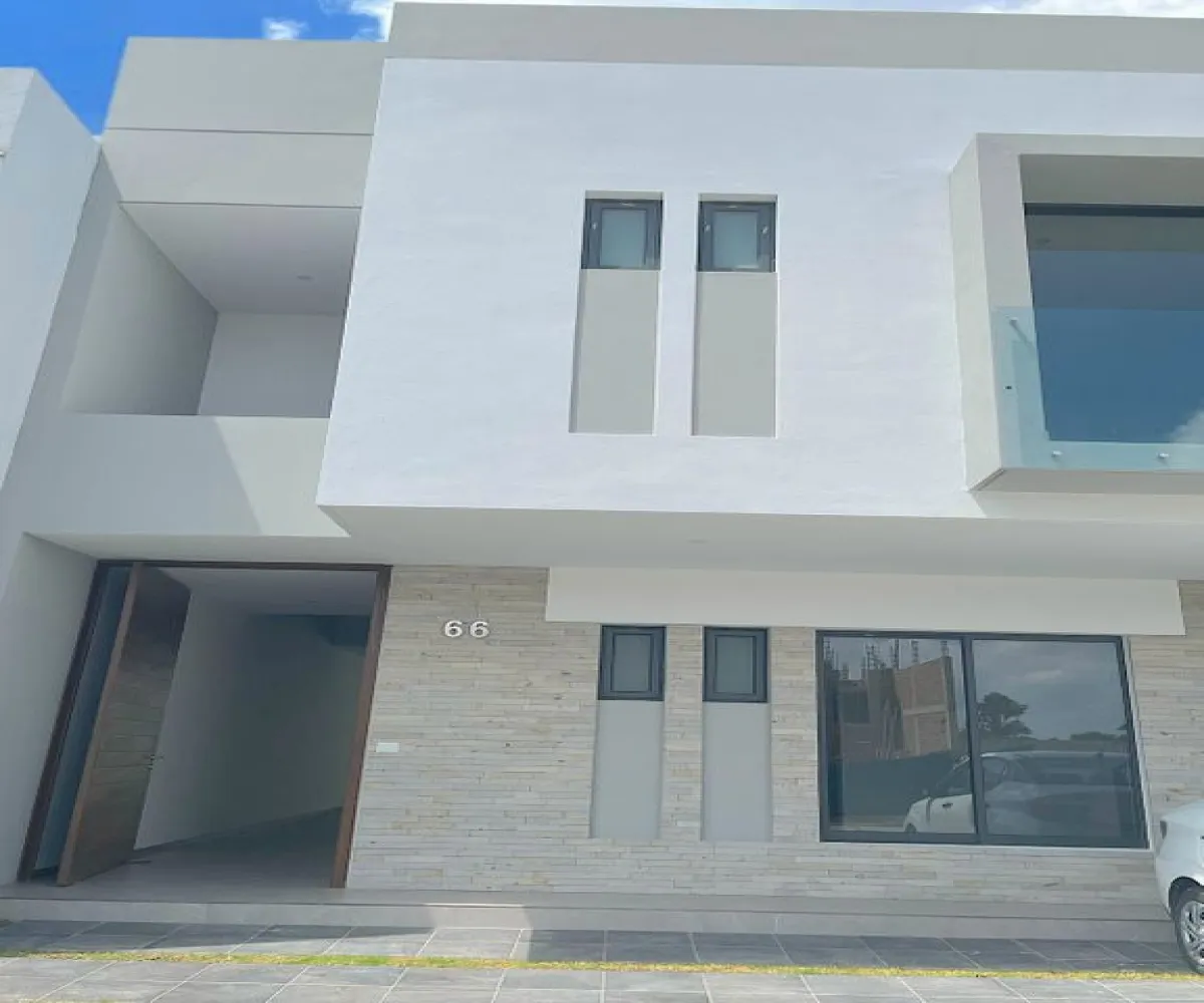 Casa En Venta,Parque Metropolitano,Paseo Lluvia De Oro 1003 66, Zapopan, Jalisco 45037, 4 Habitaciones,4 Baños,Paseo Lluvia De Oro,3,p8QsqXh