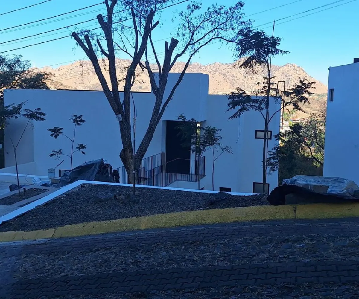 Casa En Renta,Cañadas,Bosque de Chapultepec 2506, Zapopan, Jalisco 45189, 4 Habitaciones,1 Baño,Bosque de Chapultepec,1,psVvi5Z