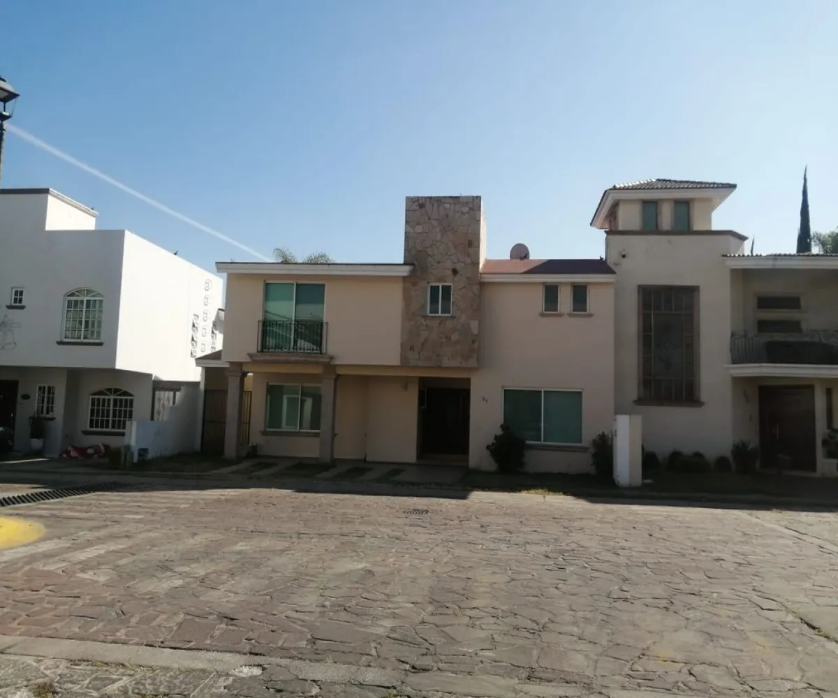 Casa En Venta,Jardín Real,Boulevard Jardin Real Poniente 505 31, Zapopan, Jalisco 45136, 3 Habitaciones,2 Baños,Boulevard Jardin Real Poniente,2,pA9InuI