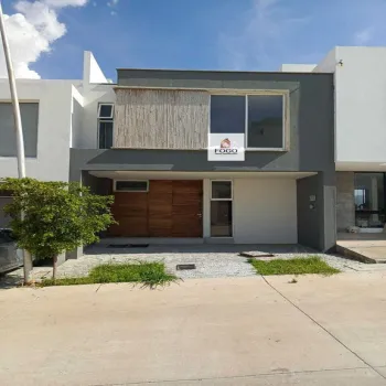 Casa En Venta,COTO GALARZA, CAPITAL NORTE,Avenida Paseo de la Cantera 177, Zapopan, Jalisco 45134, 4 Habitaciones,3 Baños,Avenida Paseo de la Cantera,3,pj9MBmT