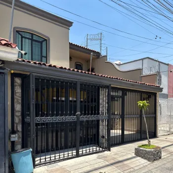 Casa En Venta,Jardines de La Paz,Emiliano Zapata 530, San Pedro Tlaquepaque, Jalisco 45519, 3 Habitaciones,2 Baños,Emiliano Zapata,2,pOQZ6aX