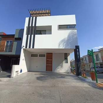 Casa En Venta,Real de Valdepeñas,Río Ebro S/N, Zapopan, Jalisco 45134, 4 Habitaciones,4 Baños,Río Ebro,3,p0lhK9K