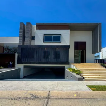 Casa En Venta,Puerta Plata,Avenida Universidad 600, Zapopan, Jalisco 45110, 4 Habitaciones,5 Baños,Avenida Universidad,1,psrT0d3