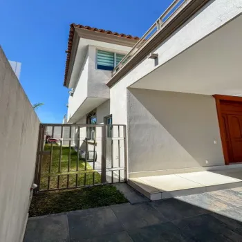 Casa En Venta,Fraccionamiento La Rioja,Avenida Adolfo López Mateos Sur 5555, Tlajomulco de Zúñiga, Jalisco 45645, 3 Habitaciones,5 Baños,Avenida Adolfo López Mateos Sur,1,pi7aPt3