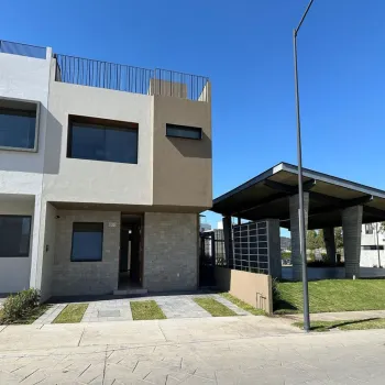 Casa En Venta,Parques Vallarta,Paseo del Norte 3322 108, Zapopan, Jalisco 45134, 4 Habitaciones,4 Baños,Paseo del Norte,2,powv201