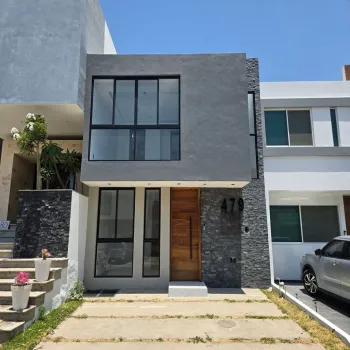 Casa En Venta,Casa Fuerte,Circuito El Baluarte 479, Tlajomulco de Zúñiga, Jalisco 44710, 3 Habitaciones,4 Baños,Circuito El Baluarte,1,pqx5pAY