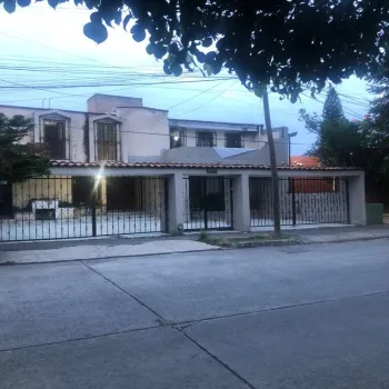 Casa En Venta,Jardines del Sol,12 de diciembre 2844, Zapopan, Jalisco 45050, 5 Habitaciones,3 Baños,12 de diciembre,2,plTSJnj