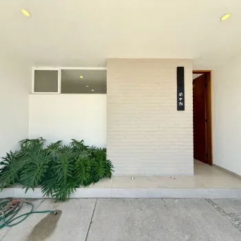 Casa En Venta,Avenida Vuelo de las Grullas 200 215, Tlajomulco de Zúñiga, Jalisco 45645, 4 Habitaciones,4 Baños,Avenida Vuelo de las Grullas,2,pa0YDAX