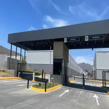 Industrial En Renta,Santa Cruz de las Flores,Carretera a San Isidro Mazatepec 765, Tlajomulco de Zúñiga, Jalisco 45640,1 Baño,Carretera a San Isidro Mazatepec,1,pU3DOts