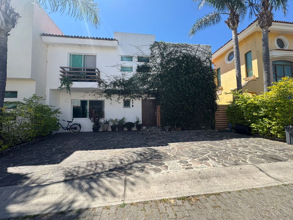 Jardin Real Avenida Santa Margarita 3 Habitaciones