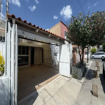 Casa En Venta,Rinconadas Del Auditorio,Gimnasia 761, Zapopan, Jalisco 45180, 3 Habitaciones,1 Baño,Gimnasia,1,pJyiMTS