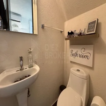 Casa En Venta,Vista Sur,Avenida Vista Oriente 1615, Tlajomulco de Zúñiga, Jalisco 45640, 2 Habitaciones,1 Baño,Avenida Vista Oriente,2,pSl4EpQ