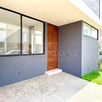 Casa En Venta,Zapopan,Blvd Santillana 2 S/N, Zapopan, Jalisco 45134, 5 Habitaciones,5 Baños,Blvd Santillana 2,1,pgucPKU