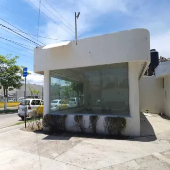 Local En Renta,Villa las Flores,Av. Francisco Medina Ascencio 4594, Puerto Vallarta, Jalisco 48335,Av. Francisco Medina Ascencio,1,MX2131915