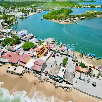 Local En Venta,Barra De Navidad,Av. Veracruz 12, Cihuatlán, Jalisco 48987,1 Baño,Av. Veracruz ,1,pqZ6qGq