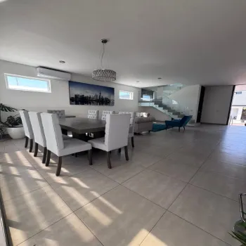 Casa En Venta,Los Gavilanes,Lopez Mateos 6900, Tlajomulco de Zúñiga, Jalisco 45645, 3 Habitaciones,4 Baños,Lopez Mateos,1,pxfLcj4