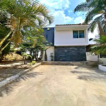 Casa En Venta,Fracc. Banus Residencial,Avenida Puerto Bajania 1600 22, Tlajomulco de Zúñiga, Jalisco 45640, 4 Habitaciones,3 Baños,Avenida Puerto Bajania,1,pqA8Cr6