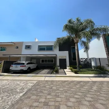 Casa En Venta,Jardín Real,Duque 257 COTO 11, Zapopan, Jalisco 45136, 4 Habitaciones,4 Baños,Duque,2,p3VwXu2