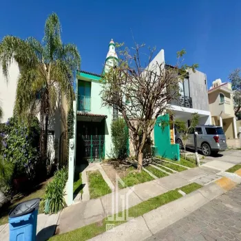 Casa En Venta,Bosques de Santa Anita,Circuito Lomas Altas 1045, Tlajomulco de Zúñiga, Jalisco 45640, 3 Habitaciones,4 Baños,Circuito Lomas Altas,2,p95C5QH