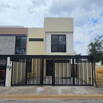 Casa En Venta,Parques Vallarta,Paseo de la Estrella 3588, Zapopan, Jalisco 45134, 4 Habitaciones,3 Baños,Paseo de la Estrella,1,pL0Yjna