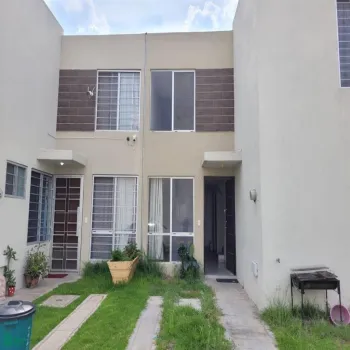 En Venta,Valle de los Emperadores,Valle de los Lirios 77, Tlajomulco de Zuniga, Jalisco 45640, 3 Habitaciones,2 Baños,Valle de los Lirios,2,MX23476075