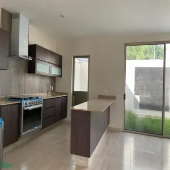En Venta,San Agustín,prolongacion 5 de mayo 580 casa 205 La RUA, Tlajomulco de Zuniga, Jalisco 45645, 3 Habitaciones,2 Baños,prolongacion 5 de mayo 580,3,MX2425018