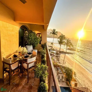 En Venta,Zona Hotelera Norte,Carr. Costera a Barra de Navidad 2220, Puerto Vallarta, Jalisco 48333, 4 Habitaciones,4 Baños,Carr. Costera a Barra de Navidad,MX24482429