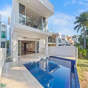 En Venta,La Marina,VILLA ALBATROS 207, Puerto Vallarta, Jalisco 48314, 3 Habitaciones,4 Baños,VILLA ALBATROS,MX25894519