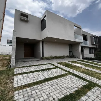 Casa En Venta,Valle Imperial,Boulevard Valle Imperial 45134, Zapopan, Jalisco 45134, 3 Habitaciones,3 Baños,Boulevard Valle Imperial,1,p5fUnNQ
