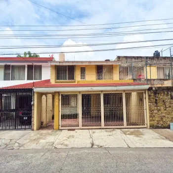 Casa En Venta,La Giralda,Calle Jade 3358, Zapopan, Jalisco 45088, 4 Habitaciones,5 Baños,Calle Jade,1,p6K32br