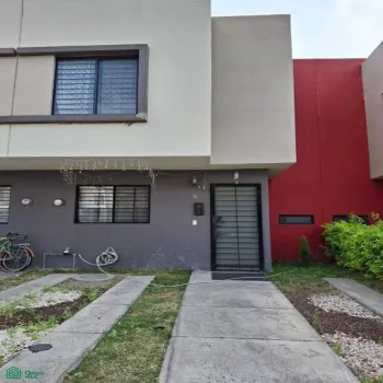 En Venta,Vista Sur Residencial,Vista Oriente 1274, Tlajomulco de Zuniga, Jalisco 45640, 3 Habitaciones,2 Baños,Vista Oriente,2,MX25901912