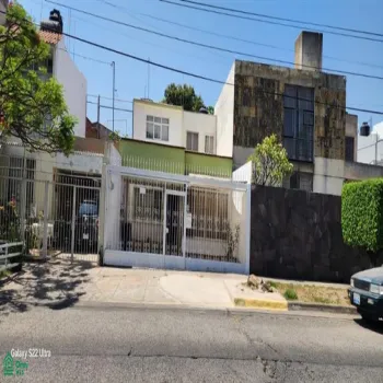 En Venta,Chapultepec Country,Andres Teran 1594, Guadalajara, Jalisco 44620, 5 Habitaciones,3 Baños,Andres Teran,2,MX25922940