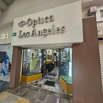 Local En Venta,Bosques de La Victoria,Avenida Paseo de la Arboleda 2500, Guadalajara, Jalisco 44530,Avenida Paseo de la Arboleda,1,pPePsOW