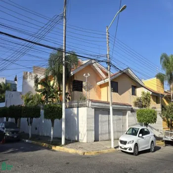 En Venta,Vallarta Universidad,Dante Alighieri 402, Zapopan, Jalisco 45110, 5 Habitaciones,5 Baños,Dante Alighieri,3,MX25931809