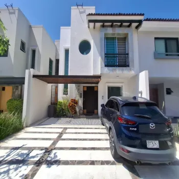 Casa En Venta,Jardín Real,Avenida Santa Margarita 4950 nieves 14, Zapopan, Jalisco 45136, 3 Habitaciones,3 Baños,Avenida Santa Margarita,2,pSRRCLu
