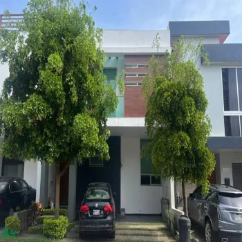 En Venta,La Rioja,Najerilla 851, Tlajomulco de Zuniga, Jalisco 45640, 4 Habitaciones,4 Baños,Najerilla,2,MX25943985