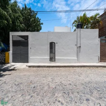 En Venta,Chapala Centro,Emiliano Zapata 180, Chapala, Jalisco 45900, 5 Habitaciones,3 Baños,Emiliano Zapata,2,MX25953546