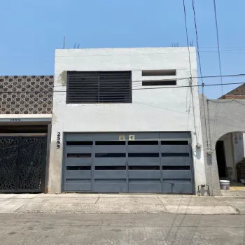 Casa En Venta,Santa Elena Alcalde,Calle Cadiz 2555, Guadalajara, Jalisco 44220, 3 Habitaciones,1 Baño,Calle Cadiz,1,pneLw79