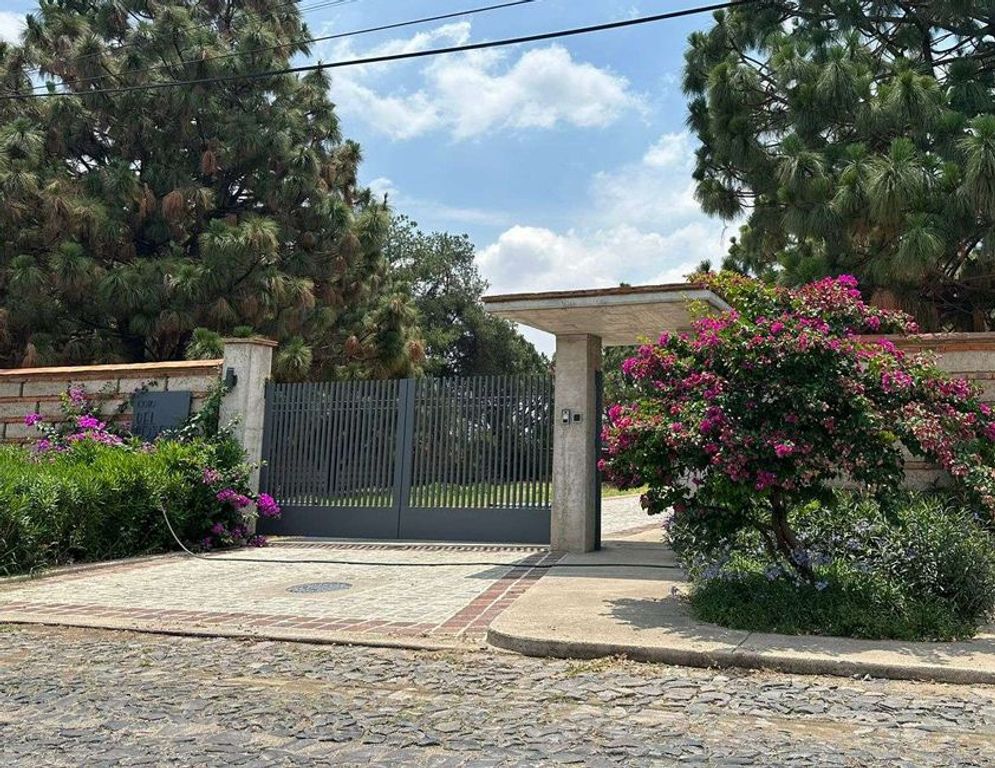 Hacienda San Acacio coto del Bosque