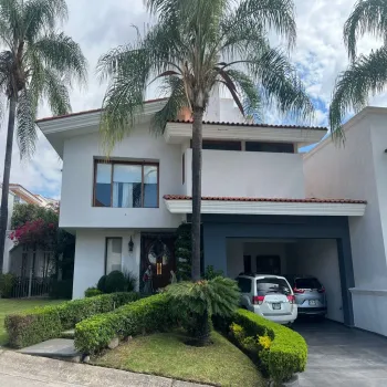 Casa En Venta,Puerta de Hierro,Puerta de Hierro S/N, Zapopan, Jalisco 45116, 3 Habitaciones,4 Baños,Puerta de Hierro,2,pON3hL9