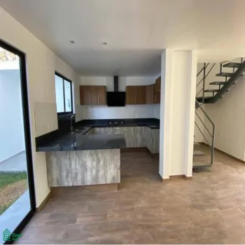 Casa En Venta,Fraccionamiento Valle Imperial,Av Madeiras 294, Zapopan, Jalisco 45134, 3 Habitaciones,3 Baños,Av Madeiras,3,MX25960972