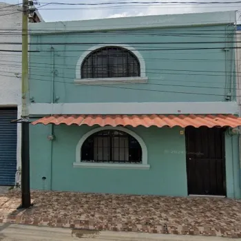 Casa En Venta,Ferrocarril,Calle 8-A 2119, Guadalajara, Jalisco 44440, 5 Habitaciones,3 Baños,Calle 8-A,1,pDcMojf