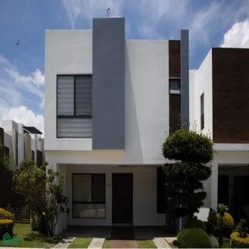 Casa En Venta,Fraccionamiento Valle Imperial,Calle Rinconada de la Orquidea 4510 4510, Zapopan, Jalisco 45134, 3 Habitaciones,3 Baños,Calle Rinconada de la Orquidea 4510,2,MX24695209