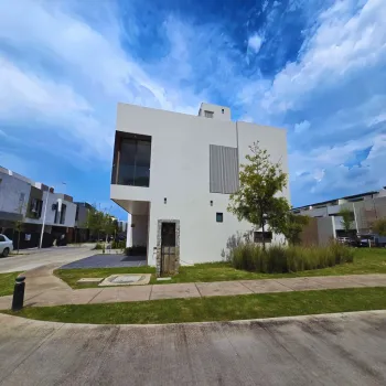 Casa En Venta,solares,Paseo Altanza 219 219, Zapopan, Jalisco 45134, 4 Habitaciones,4 Baños,Paseo Altanza,3,pzCj4Wg