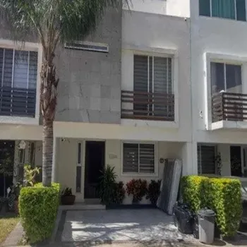 Casa En Venta,Prados Del Nilo,Portal de Caoba 1264, San Pedro Tlaquepaque, Jalisco 44840, 3 Habitaciones,2 Baños,Portal de Caoba,1,pSHX5QG