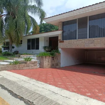 Casa En Renta,Campo de Golf Santa Anita Condominio,Paseo de Los Obeliscos 511, Tlajomulco de Zúñiga, Jalisco 45645, 3 Habitaciones,2 Baños,Paseo de Los Obeliscos,1,pEH3LH6